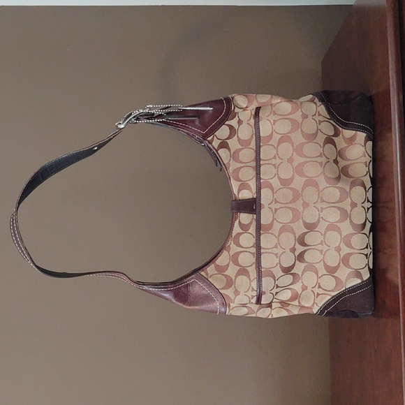 Coach Signature Print Hobo Style Purse - Picture 2 of 16